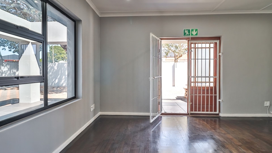 To Let commercial Property for Rent in Newton Park Eastern Cape